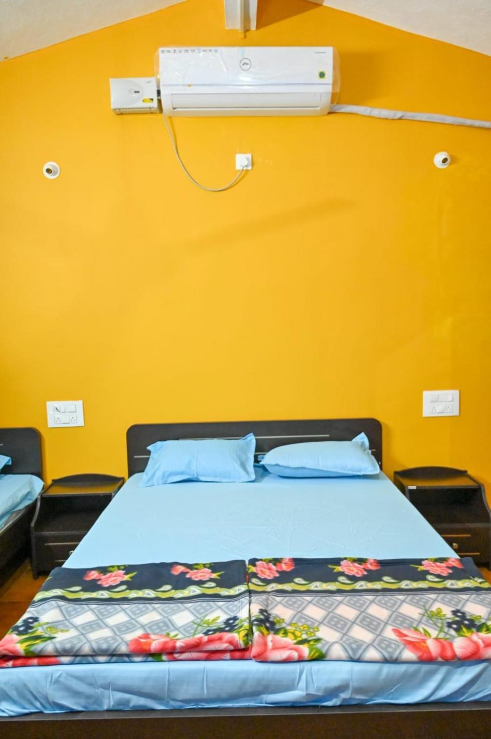 Hotel The Shadaxari Nilaya Gokarna  Exterior foto