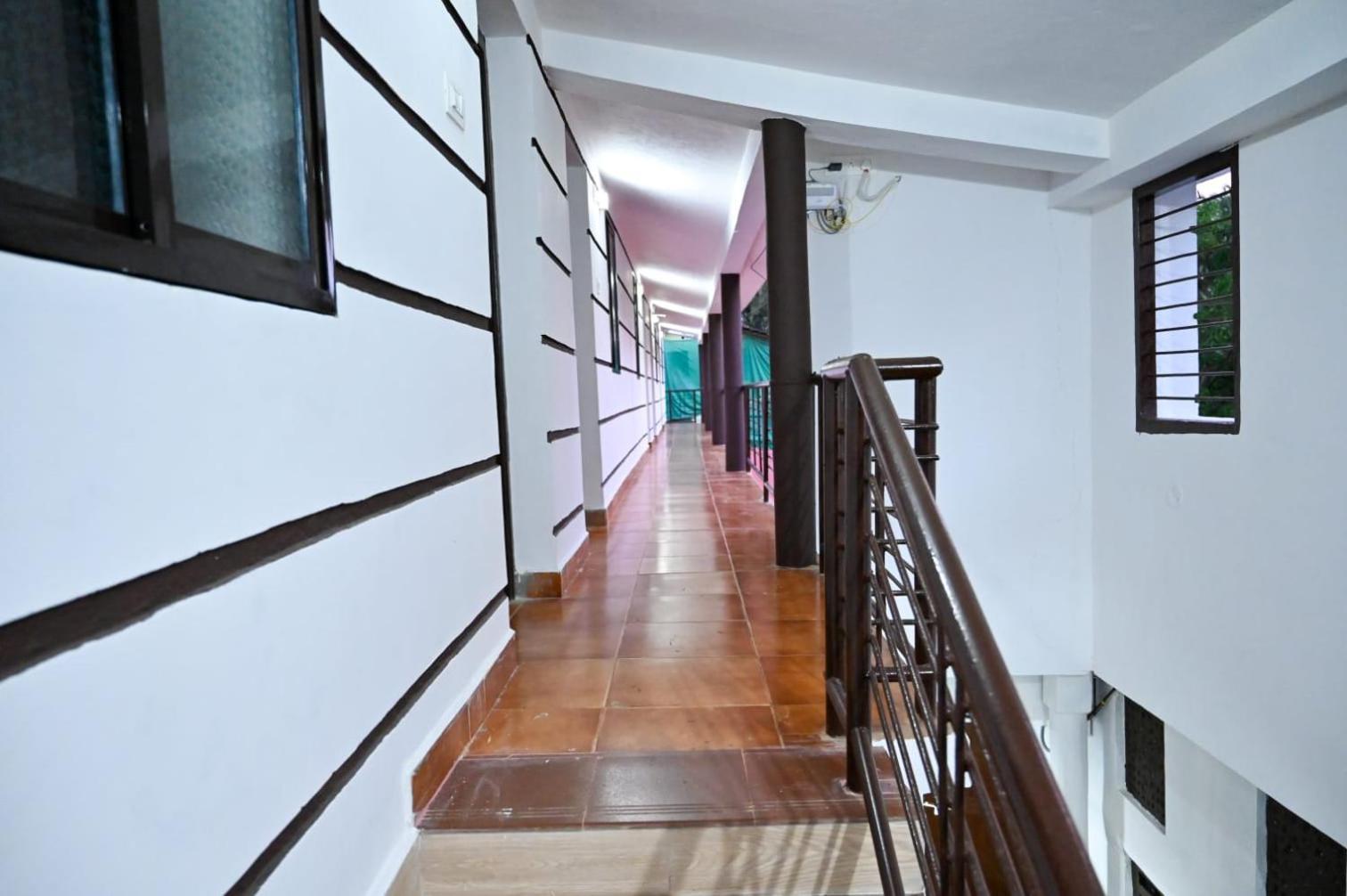 Hotel The Shadaxari Nilaya Gokarna  Exterior foto
